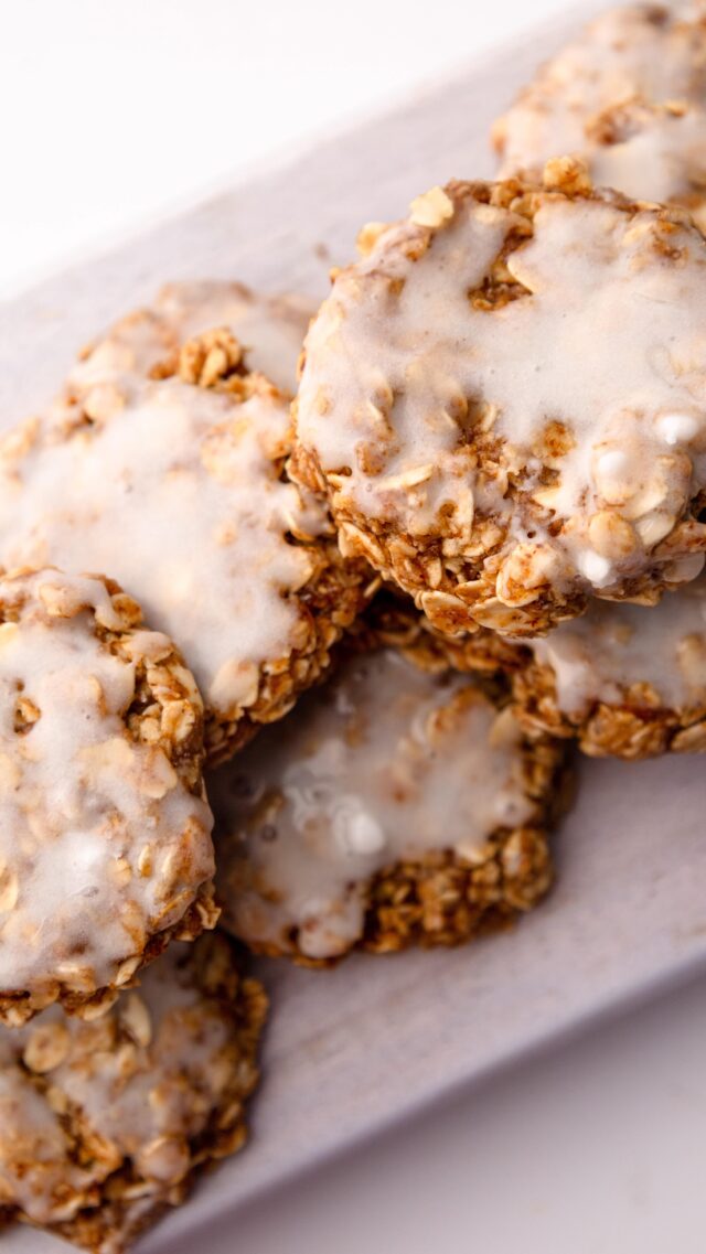 No bake, easy, vegan and gluten free! Comment iced for the recipe and follow me for more recipes like this!