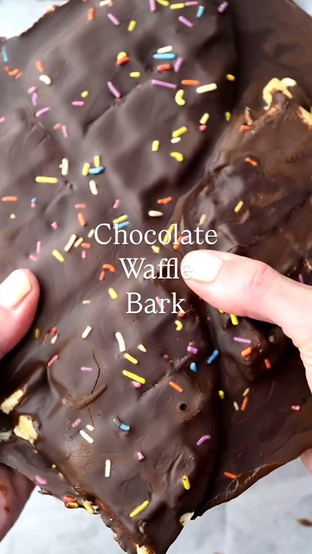 Have you tried making a waffle bark? If not you’re miss it out! Try this gluten and dairy free version! Comment waffle for the recipe and follow me for more!